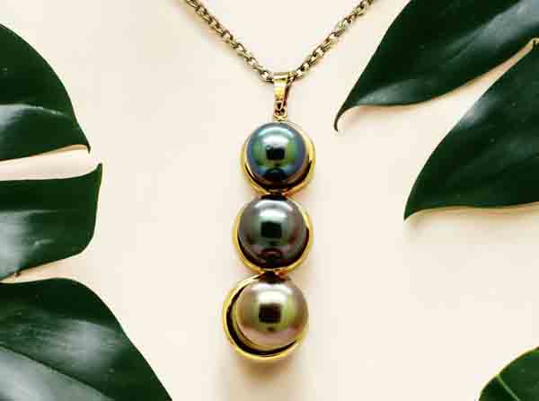 arc-en-ciel-bora-bora-pendants-49