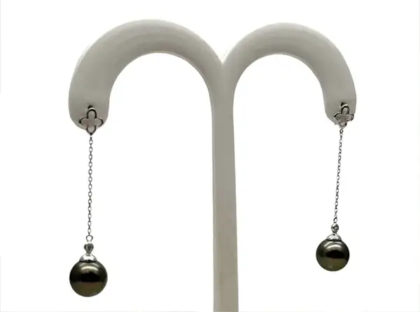 Boucles d’oreilles en perles de Tahiti Arc en Ciel Bora Bora — vue 14