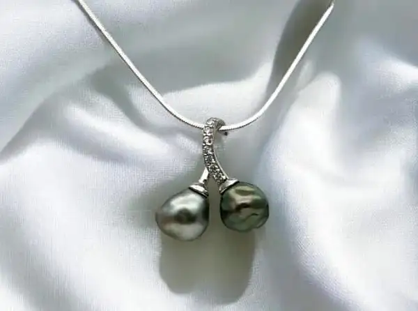 Bijoux en keshis de Tahiti Arc en Ciel Bora Bora — vue 10