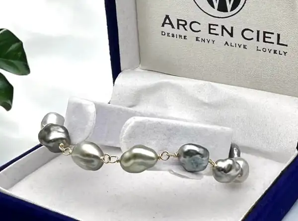 Bijoux en keshis de Tahiti Arc en Ciel Bora Bora — vue 13