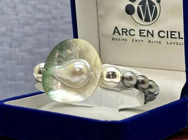 Bijoux en mabés de Tahiti Arc en Ciel Bora Bora — vue 9