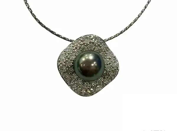 Pendentifs en perles de Tahiti Arc en Ciel Bora Bora — vue 19