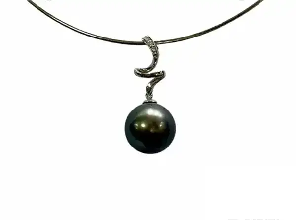 Pendentifs en perles de Tahiti Arc en Ciel Bora Bora — vue 22