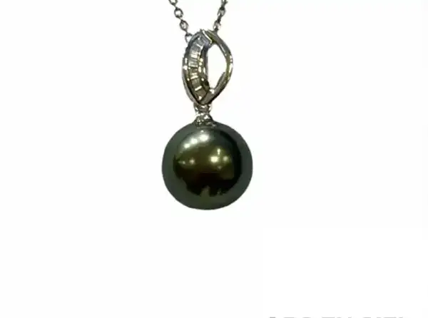 Pendentifs en perles de Tahiti Arc en Ciel Bora Bora — vue 13