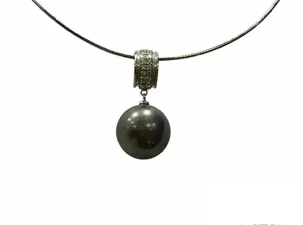 Pendentifs en perles de Tahiti Arc en Ciel Bora Bora — vue 17