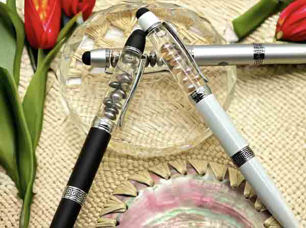 Idée-cadeaux-arc-en-cie-stylol-bora-bora-perles-bijouterie-noires