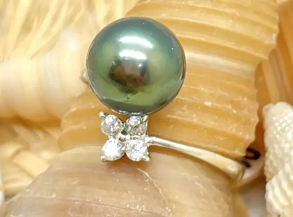 bague-or-blanc-arc-en-ciel-boutique-perles-noires-bijouterie-bora-bora