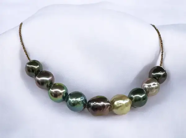 collier-or-jaune-arc-en-ciel-bora-bora-magasin-boutique-bijouterie