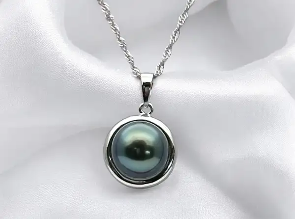 pendentifs-or-blanc-arc-en-ciel-bora-bora-magasin-boutique-bijouterie