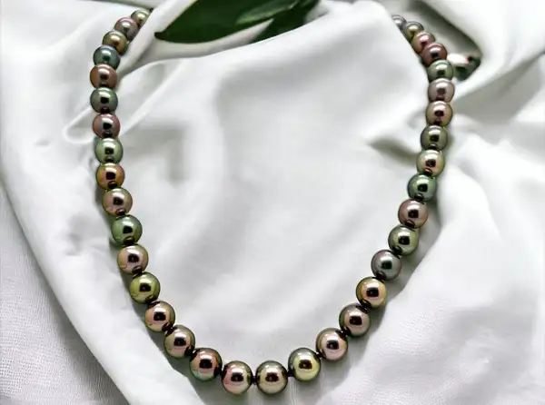 zircon-colliers-magasin-arc-en-ciel-bijouterie-perles-boutique-bora-bora