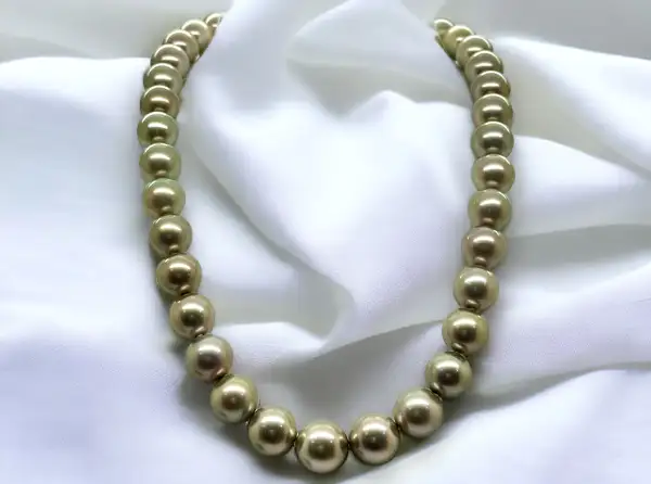 zircon-colliers-perles-arc-en-ciel-bora-bora-magasin-bijouterie-boutique