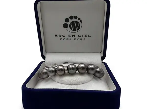 Full Pearls bracelet with Tahitian pearls from Arc en Ciel Bora Bora