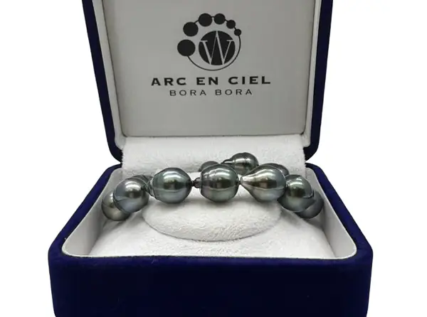 Full Pearls bracelet with Tahitian pearls from Arc en Ciel Bora Bora