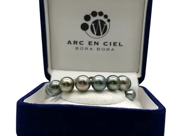 Full Pearls bracelet with Tahitian pearls from Arc en Ciel Bora Bora