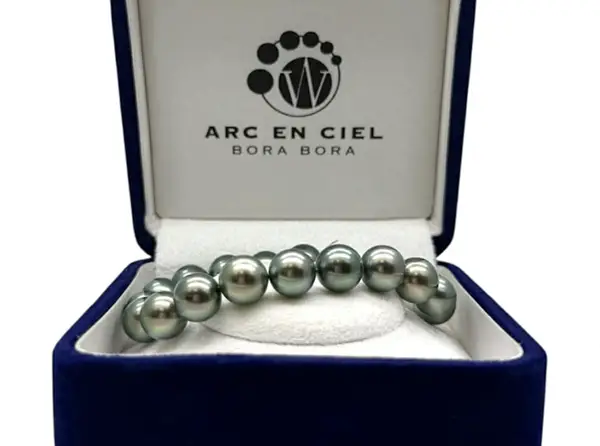 Full Pearls bracelet with Tahitian pearls from Arc en Ciel Bora Bora