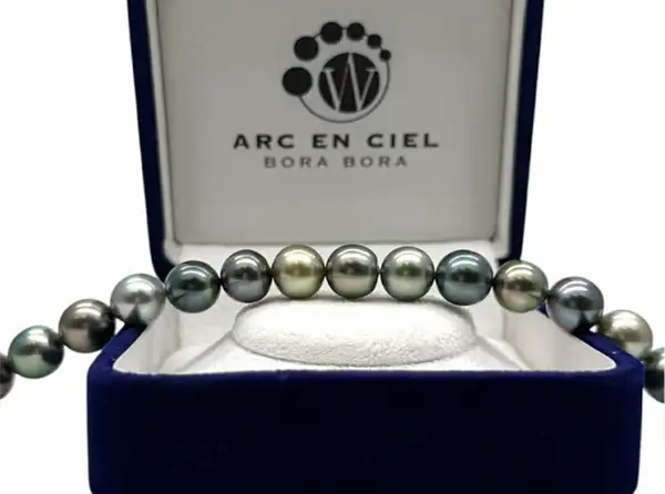 Full Pearls bracelet with Tahitian pearls from Arc en Ciel Bora Bora