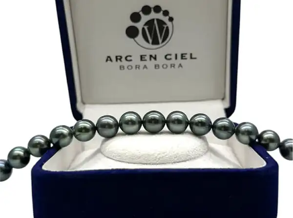 Full Pearls bracelet with Tahitian pearls from Arc en Ciel Bora Bora