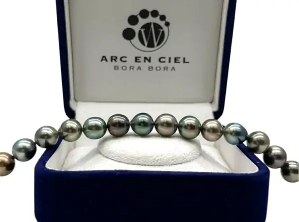 Full Pearls bracelet with Tahitian pearls from Arc en Ciel Bora Bora