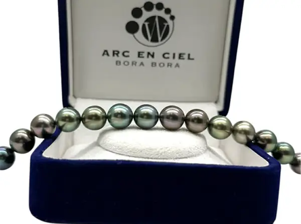 Full Pearls bracelet with Tahitian pearls from Arc en Ciel Bora Bora