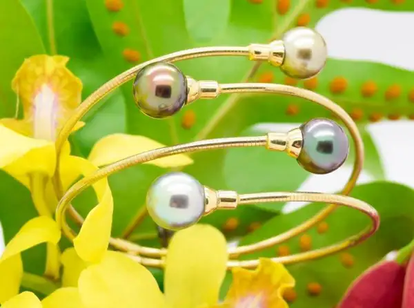 bracelet-yellow-gold-boutique-black-pearls-bora-bora-store-jewelry-arc-en-ciel