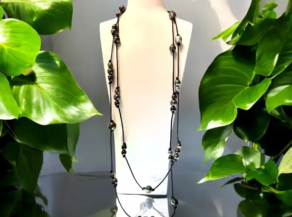 long-necklaces-leather-bora-bora-store-black-pearls-boutique-jewelry-arc-en-ciel