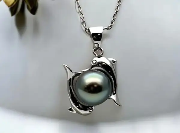 pendants-store-black-pearls-boutique-arc-en-ciel-jewelry-bora-bora-white-gold