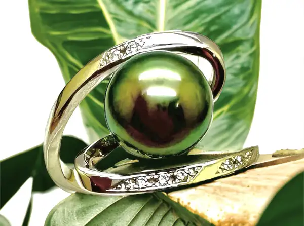 ring-white-gold-black-pearls-bora-bora-jewelry-boutique-arc-en-ciel